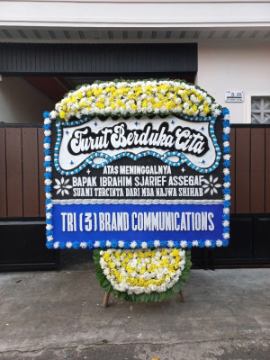 Papan Bunga Duka di Teratak